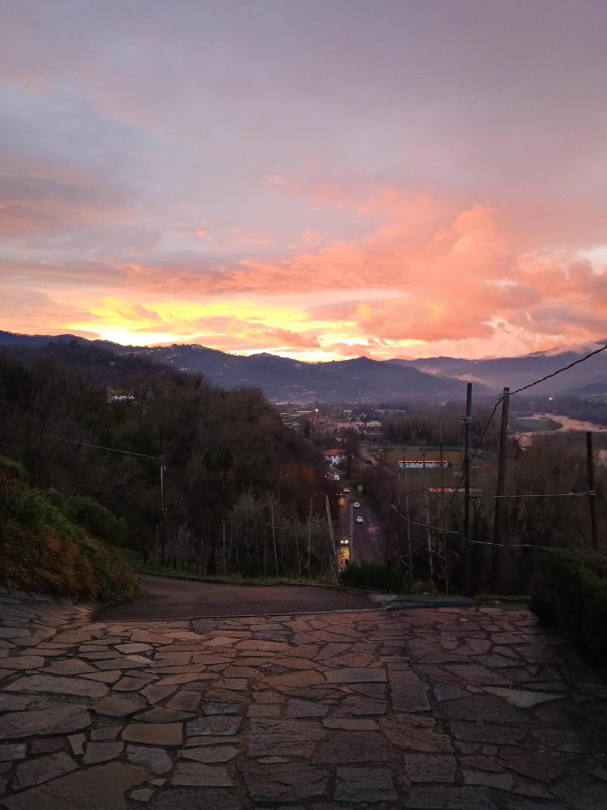Il Paradiso All'Improvviso Vezzano Ligure Ngoại thất bức ảnh